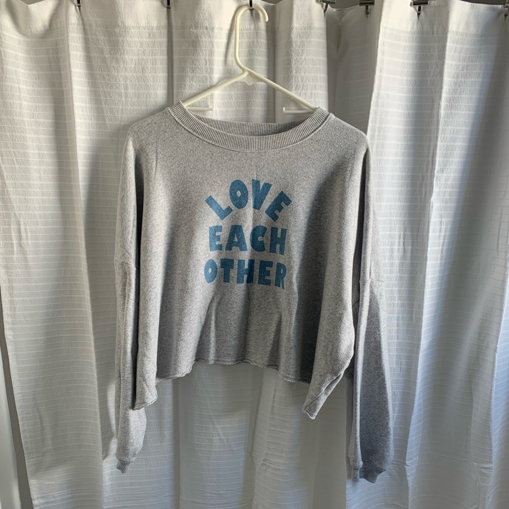 American Eagle “Love Each Other” Cropped Sweatshirt; Gray; Size S